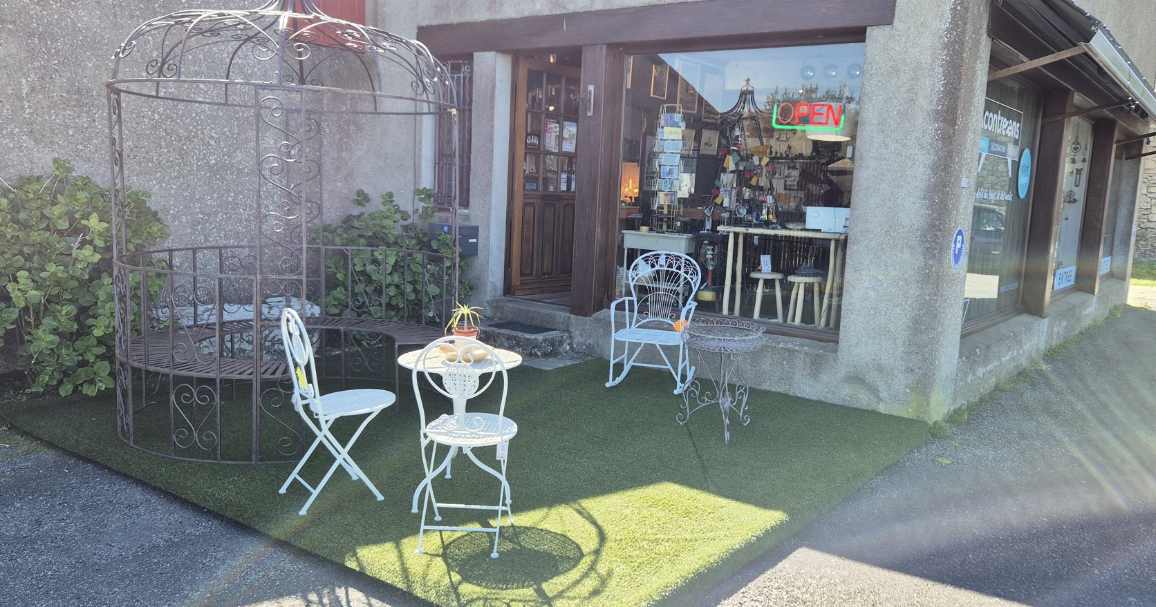 a-contre-sens-2042034