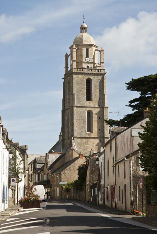 eglise-saint-guenole-batz-sur-mer-vue-exterieure-388268