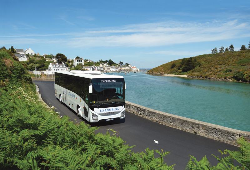 Les Cars Bleus-Locatourisle - Belle-Ile-en-Mer