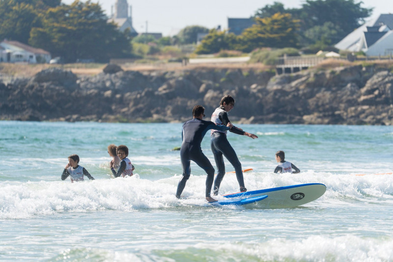 Nomas école de surf - Batz sur mer Nomas école de surf - Batz sur mer