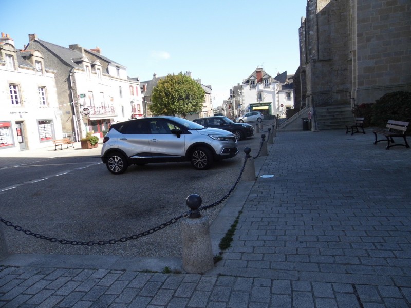Parking place du Garnal 