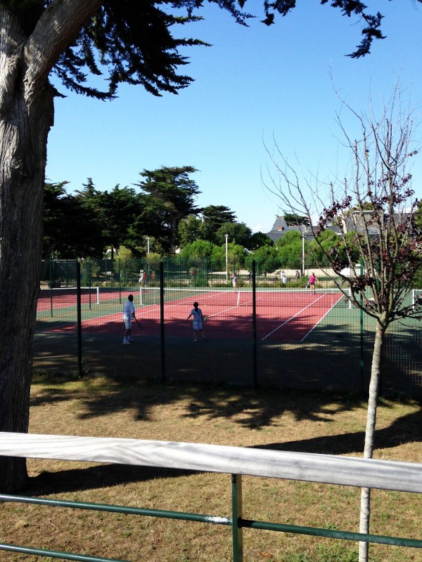 Tennis courts 