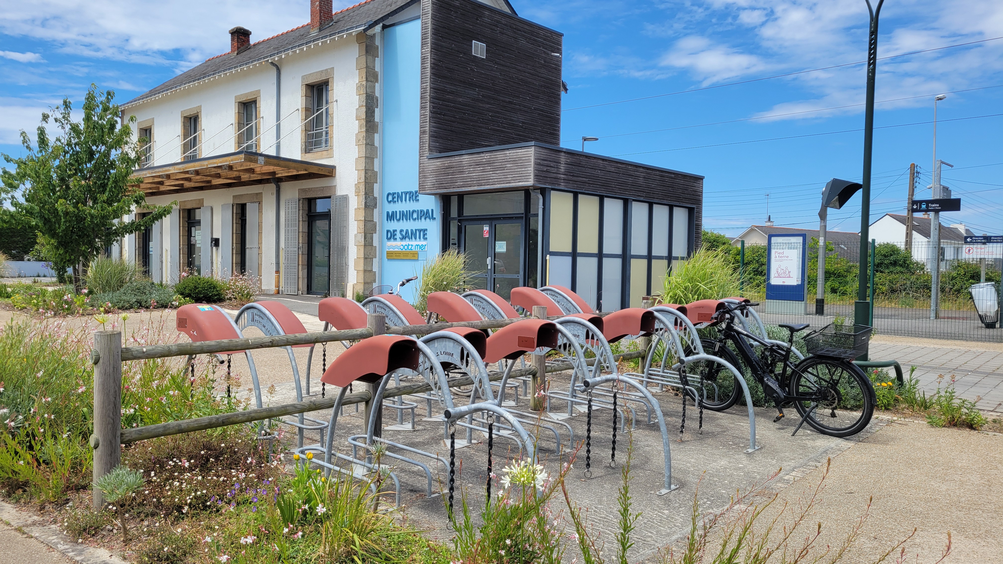 parking vélo halte ferroviaire - Batz-sur-Mer