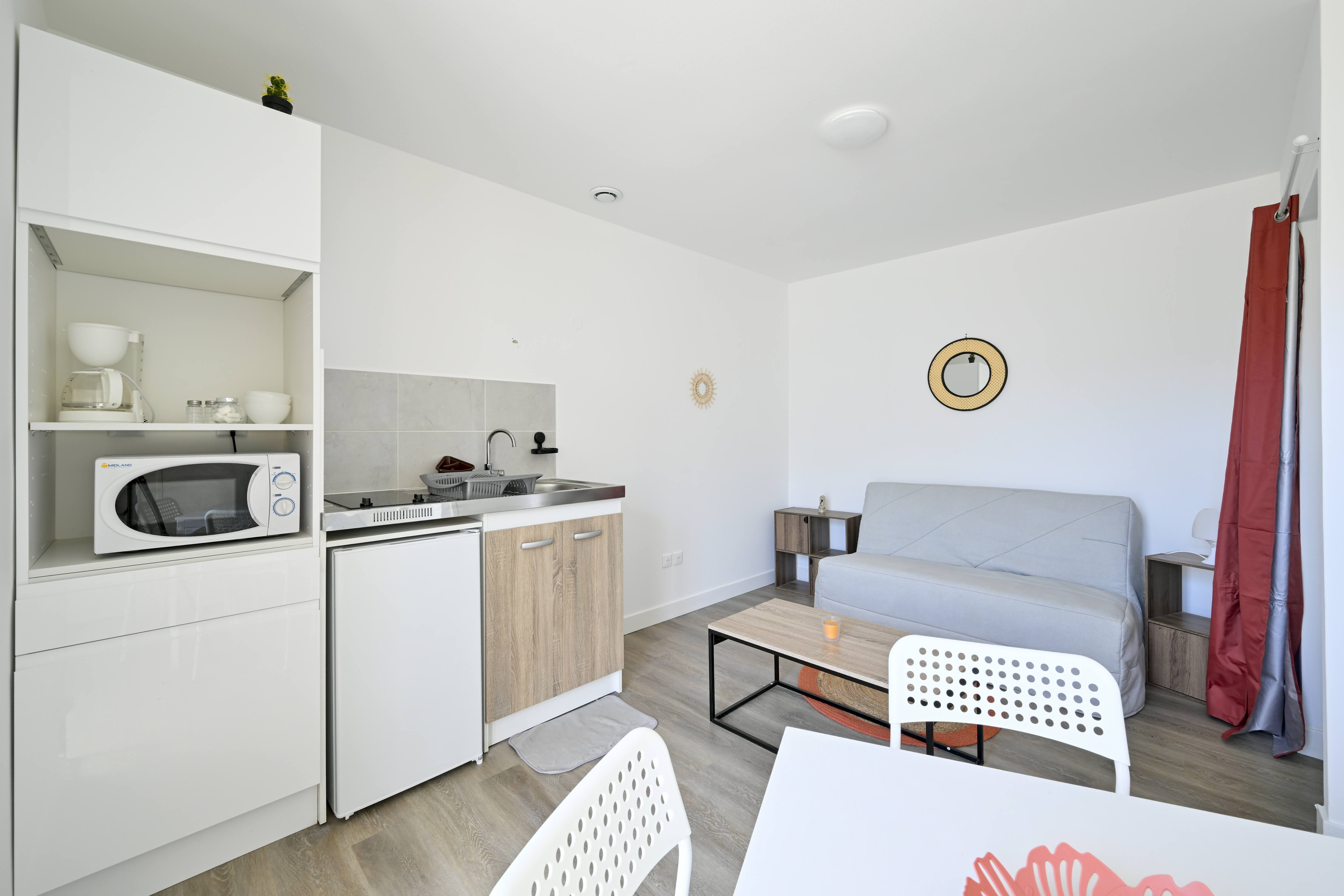 appartement-2-m-postil-cuisine_Batz-sur-Mer